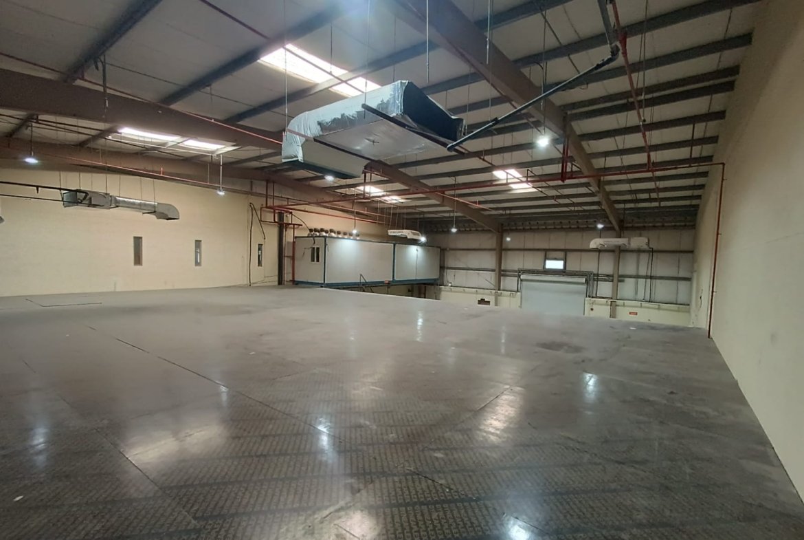 Exclusive Facility For Rent in The center of Mina-Salman