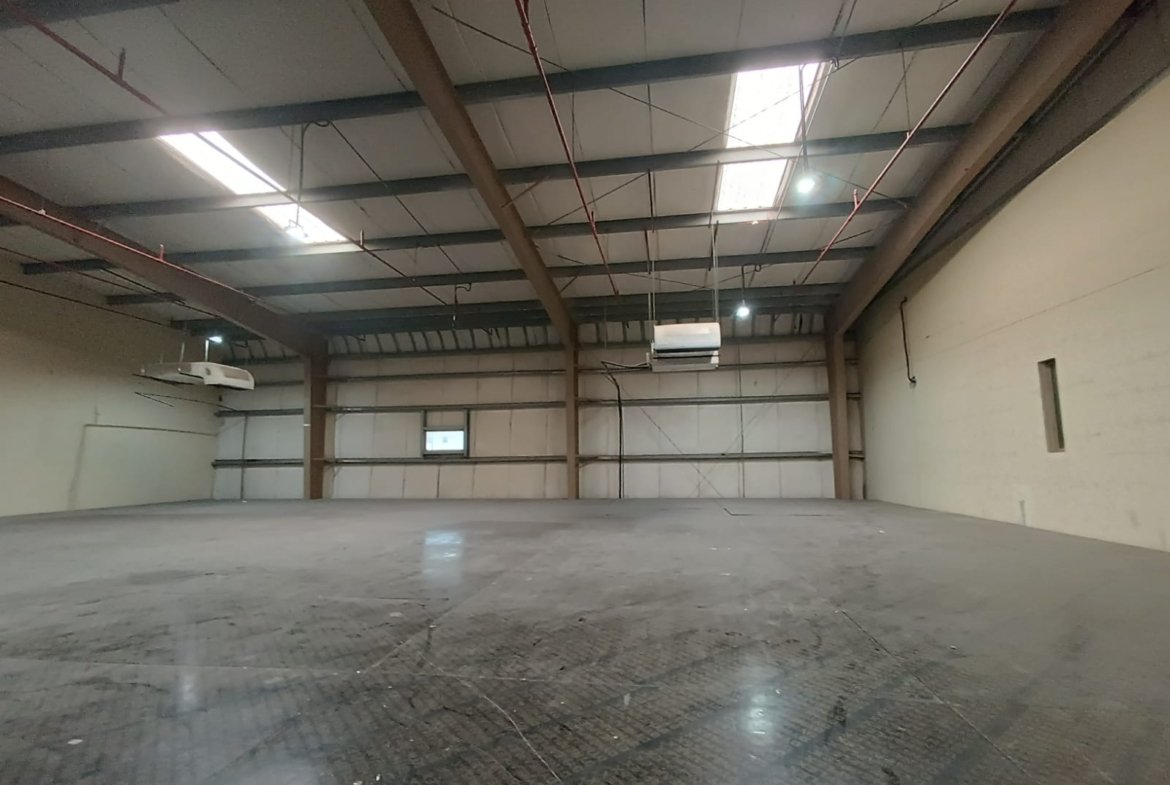 Exclusive Facility For Rent in The center of Mina-Salman