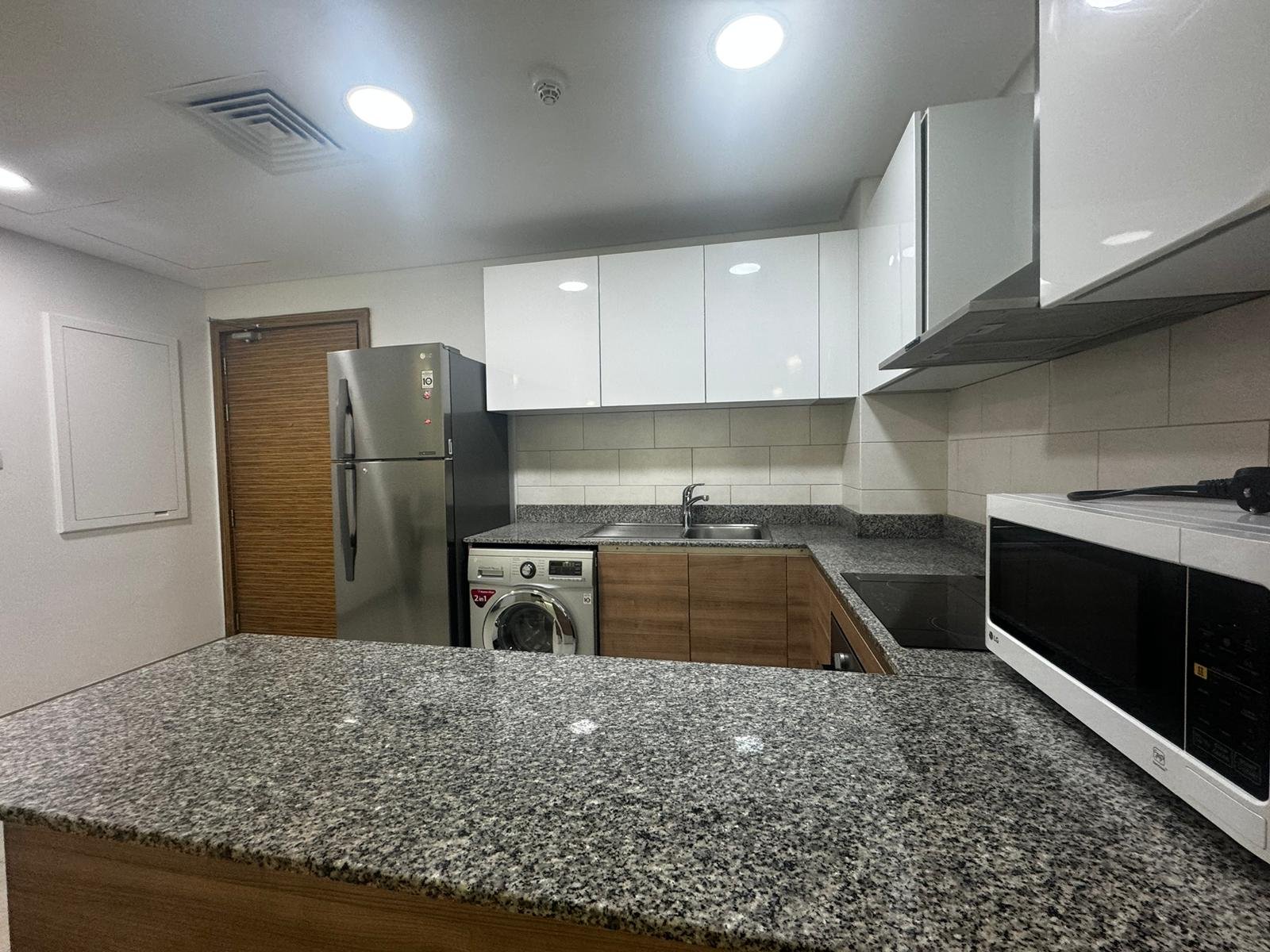 Luxury 2-Bedroom Apartment for Rent in the Center Juffair