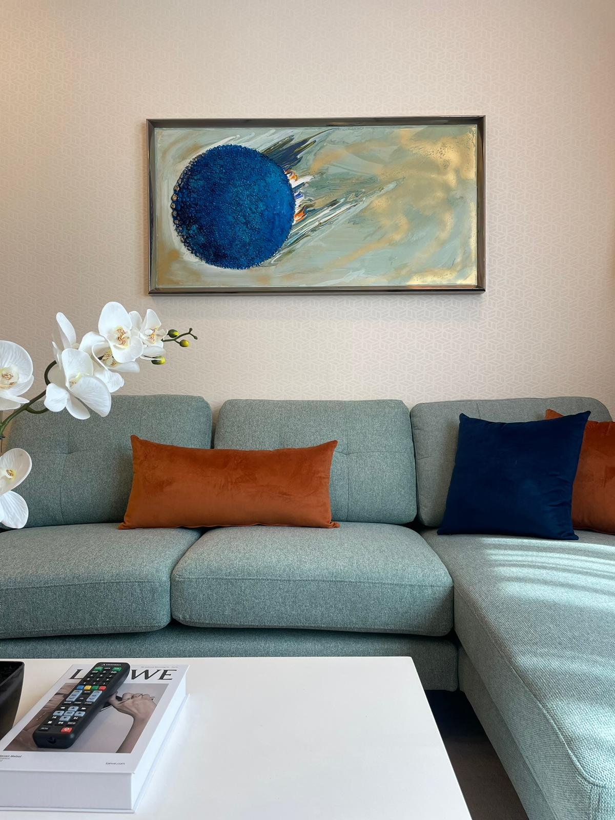 Luxury 2-Bedroom Apartment In The Heart of Seef.