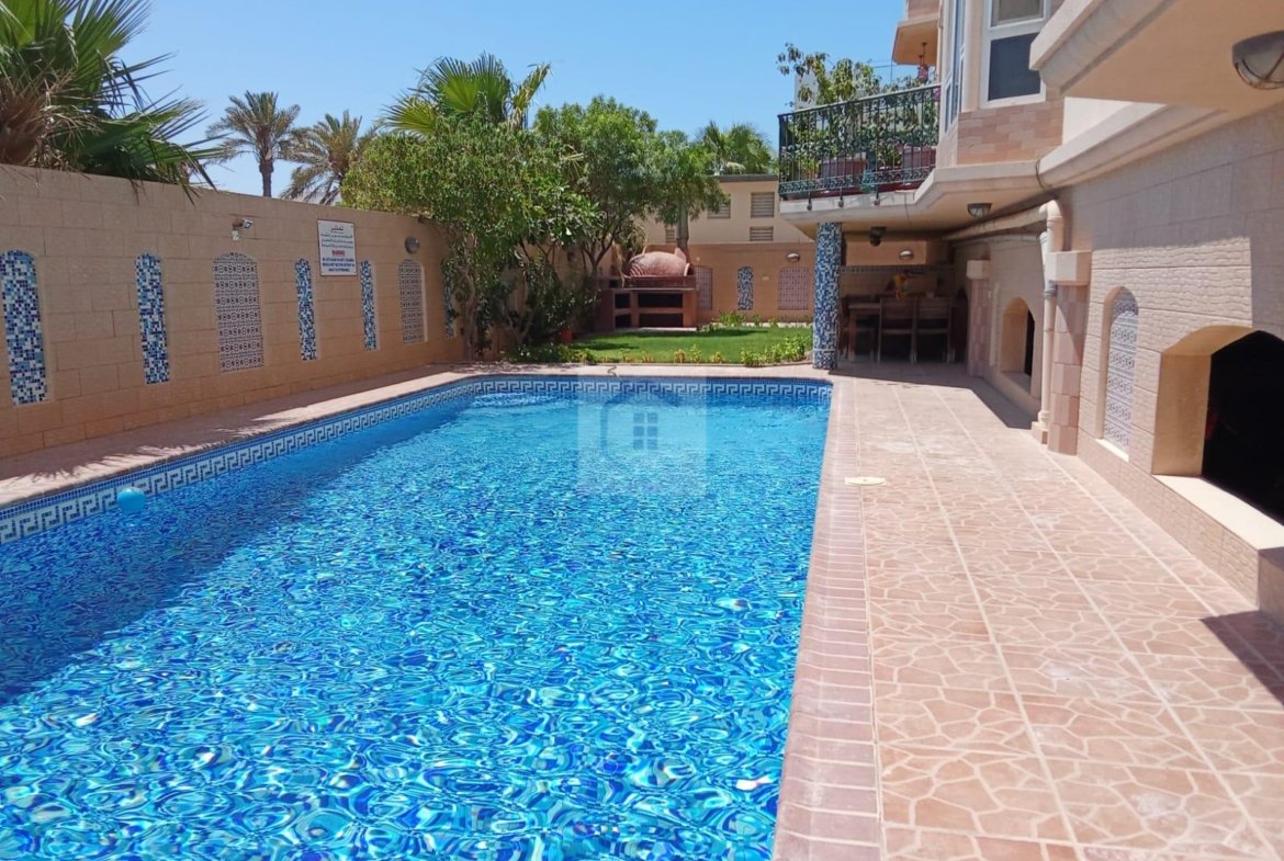 CityView Stunning 4-bedroom Villa for Sale in Maqaba