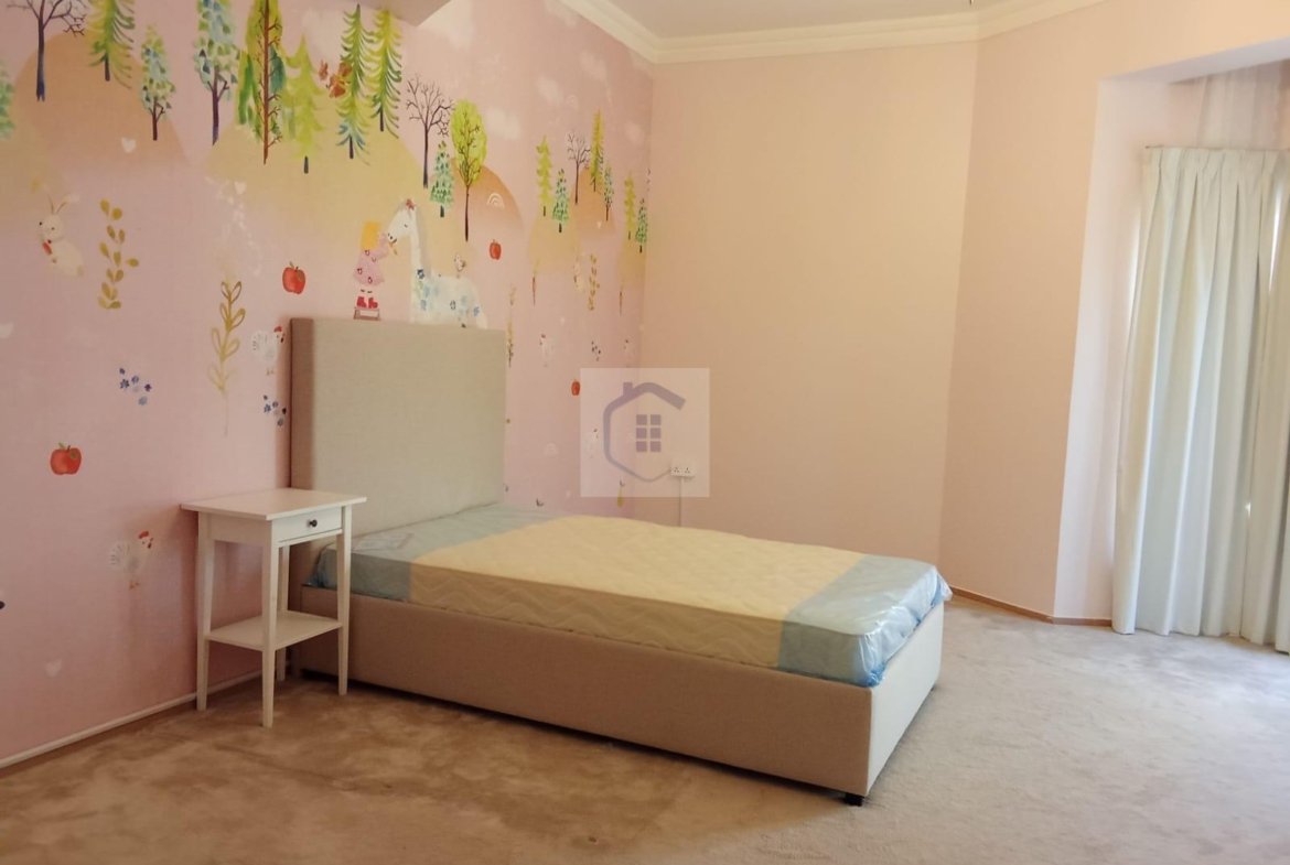 CityView Stunning 4-bedroom Villa for Sale in Maqaba