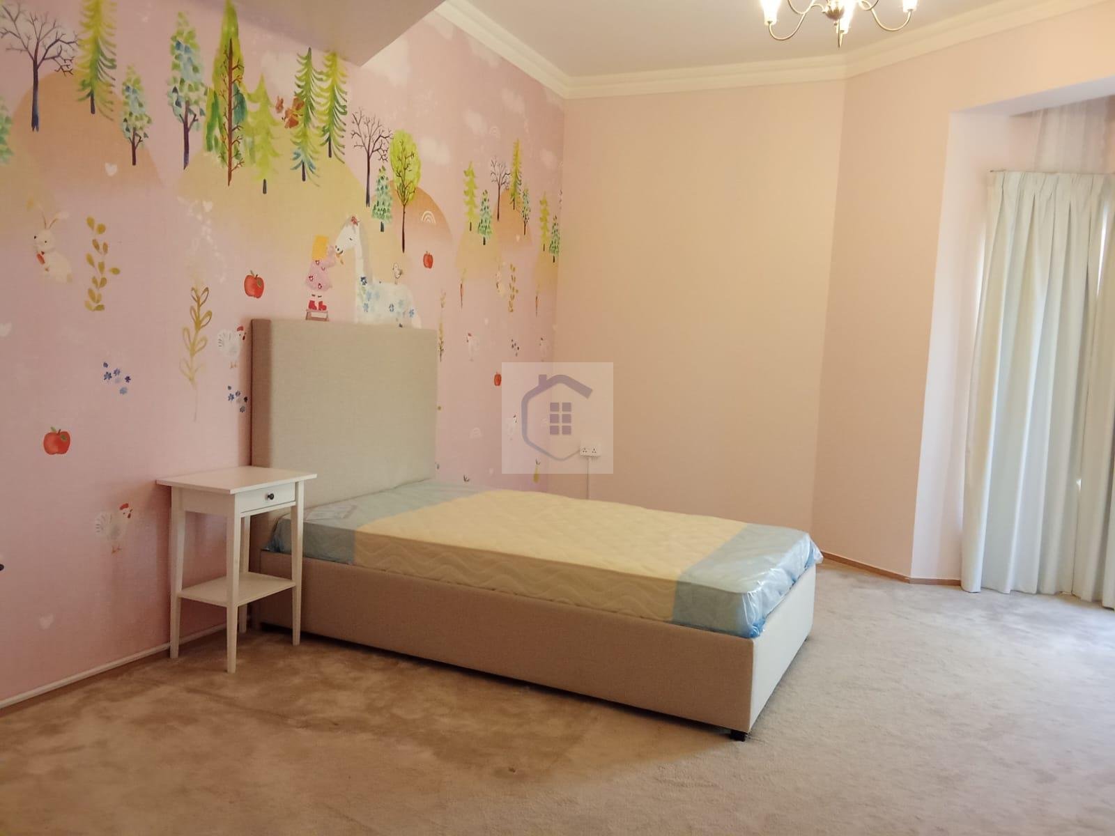 CityView Stunning 4-bedroom Villa for Sale in Maqaba