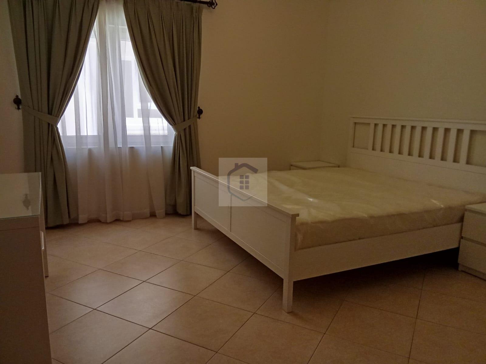 CityView Stunning 4-bedroom Villa for Sale in Maqaba
