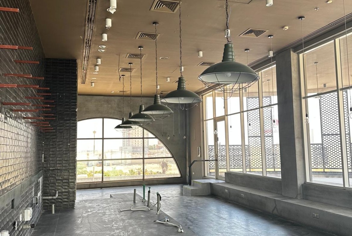Exclusive Commercial Space for rent at downtown Saar