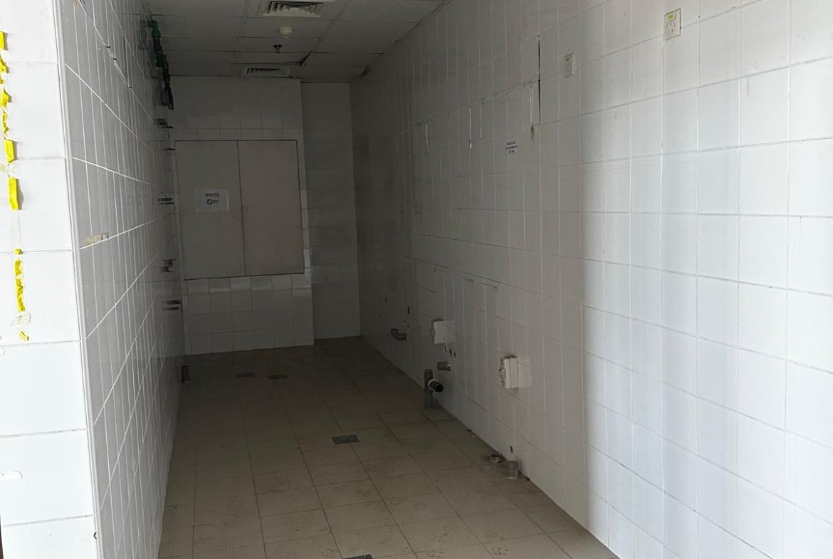 Exclusive Commercial Space for rent at downtown Saar