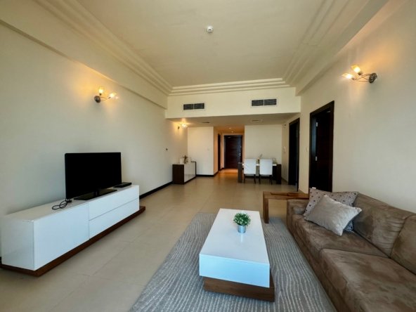 Luxury 1-Bedroom Apartment in The Heart of Zinj