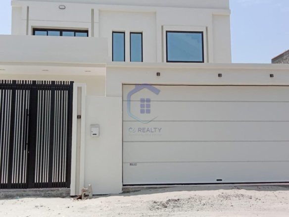 Spacious 3-Bedroom Villa For sale in the heart of Busaiteen