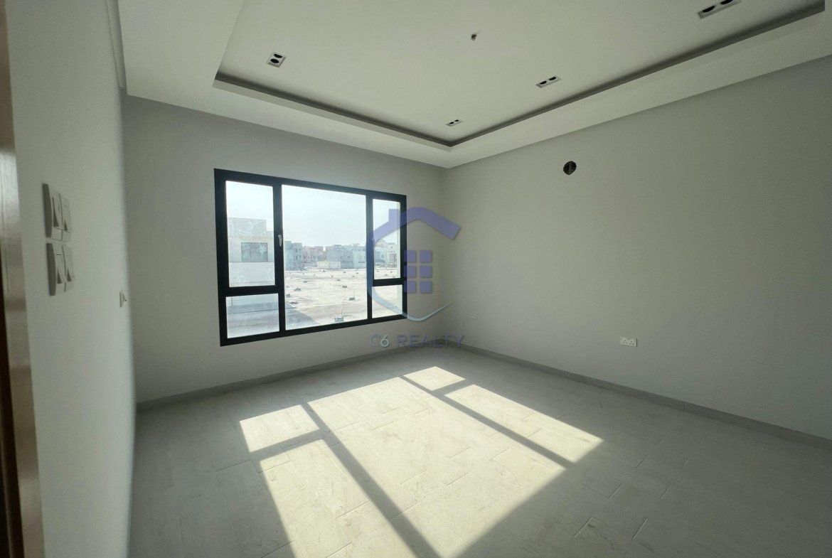 Spacious 3-Bedroom Villa For sale in the heart of Busaiteen