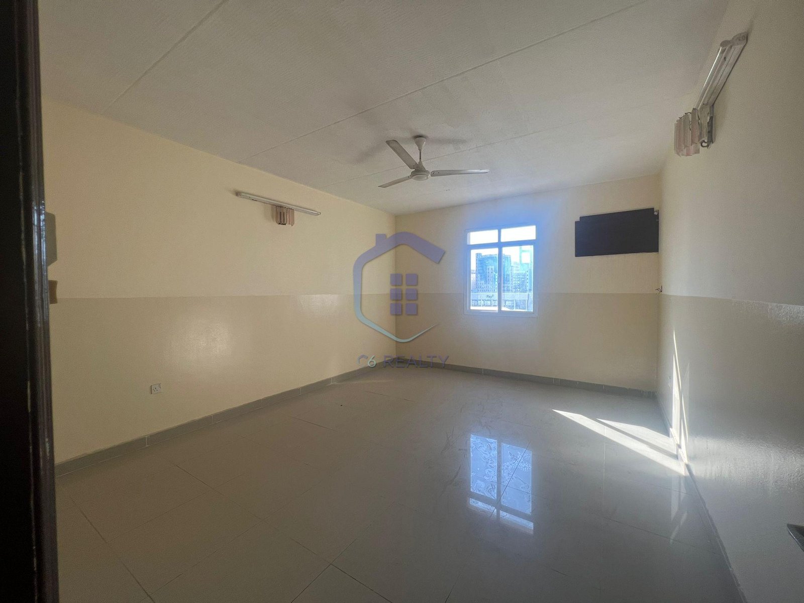 Affordable 2-Bedroom Apartment For Rent In The Center Of Hoora