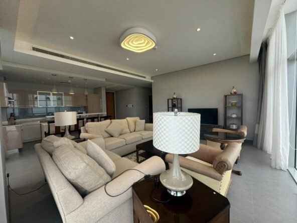 Sea-View Exclusive 2-Bedroom Apartment In The Center of Seef.