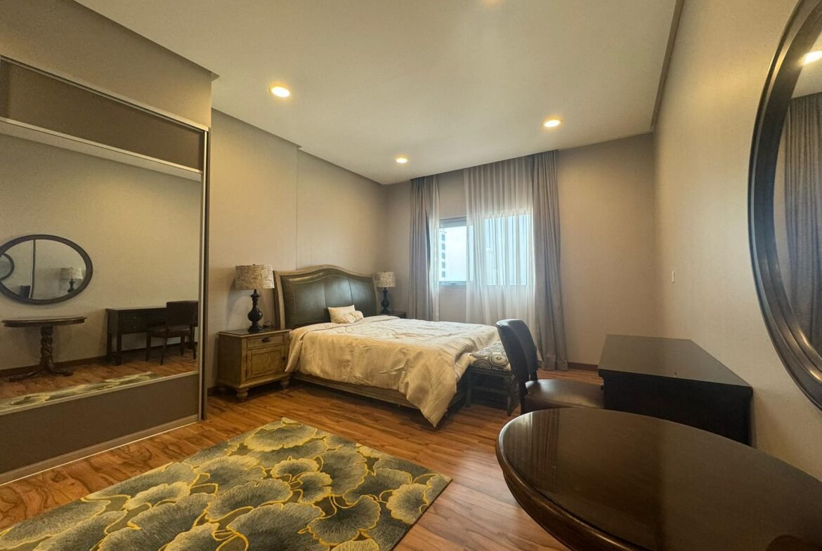 Sea-View Exclusive 2-Bedroom Apartment In The Center of Seef.