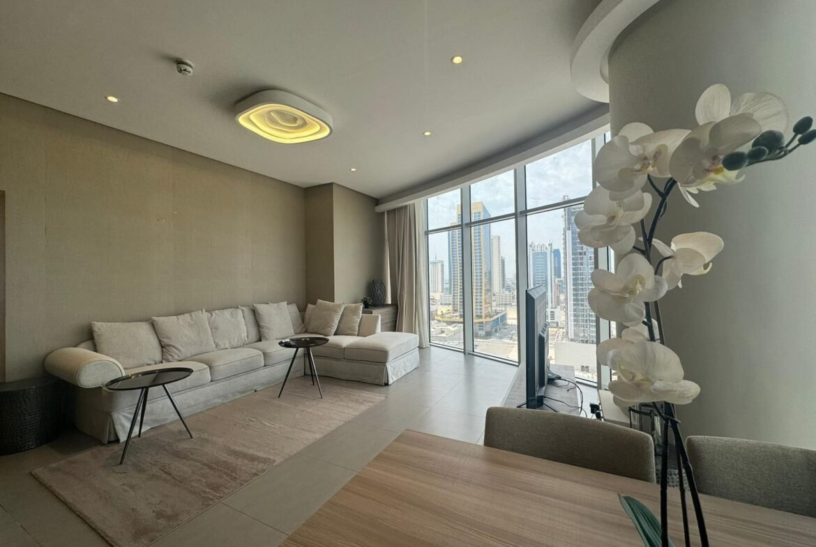 Luxury Sea-View 1-Bedroom Apartment In The City center of Seef.
