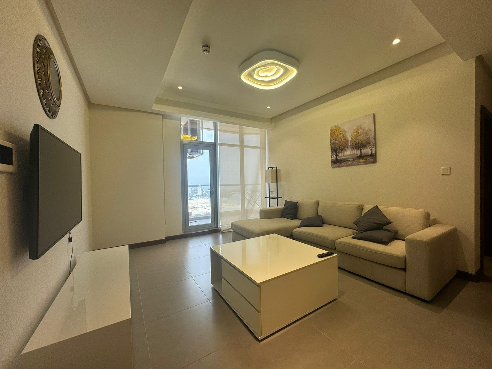Sea-View Luxury 1-Bedroom Apartment In The Heart of Seef.