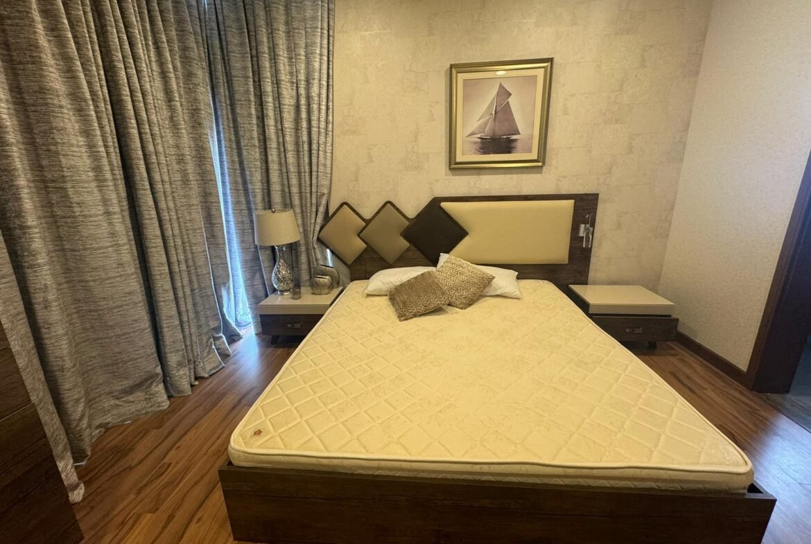 Sea-View Luxury 1-Bedroom Apartment In The Heart of Seef.