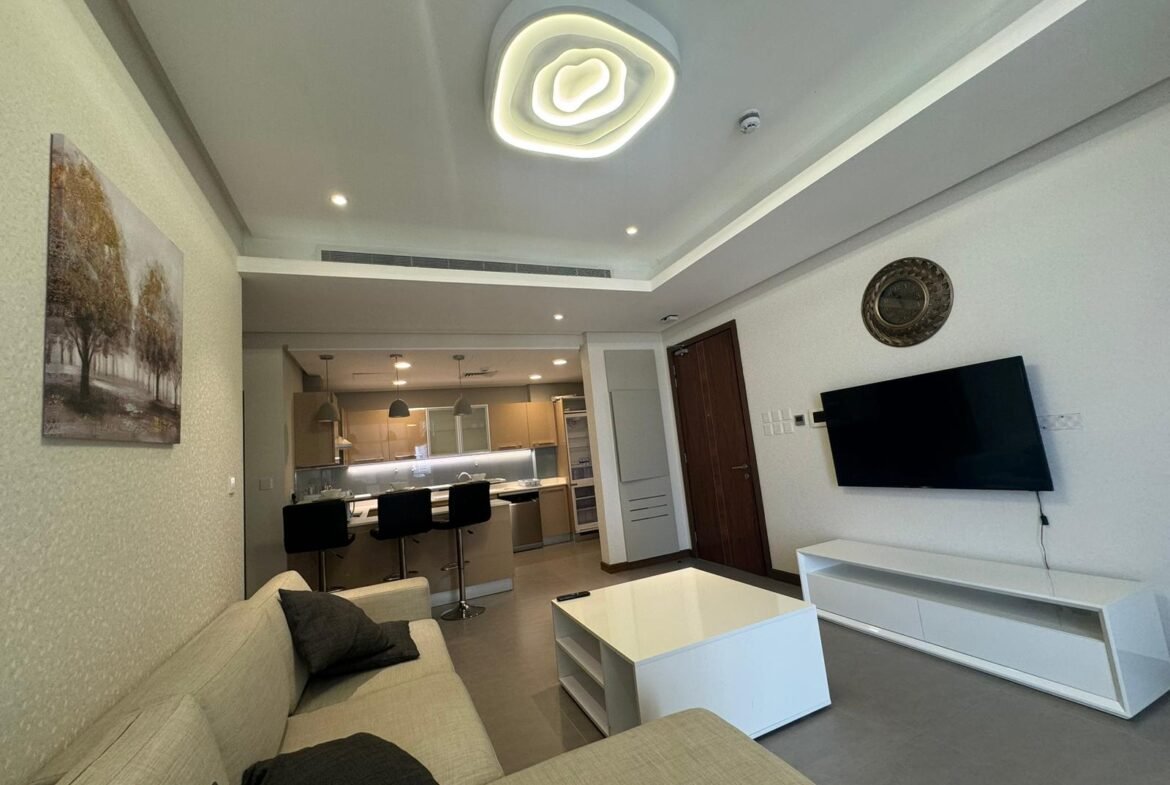 Sea-View Luxury 1-Bedroom Apartment In The Heart of Seef.