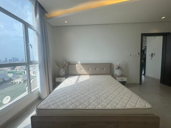 Luxury 1-Bedroom Apartment In The Heart of Mahooz.