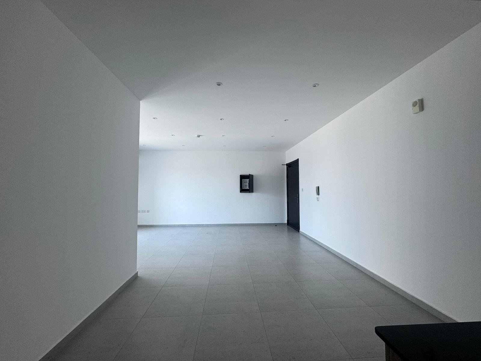 Spacious CityView 1-Bedroom Apartment In The Heart of Sanabis.