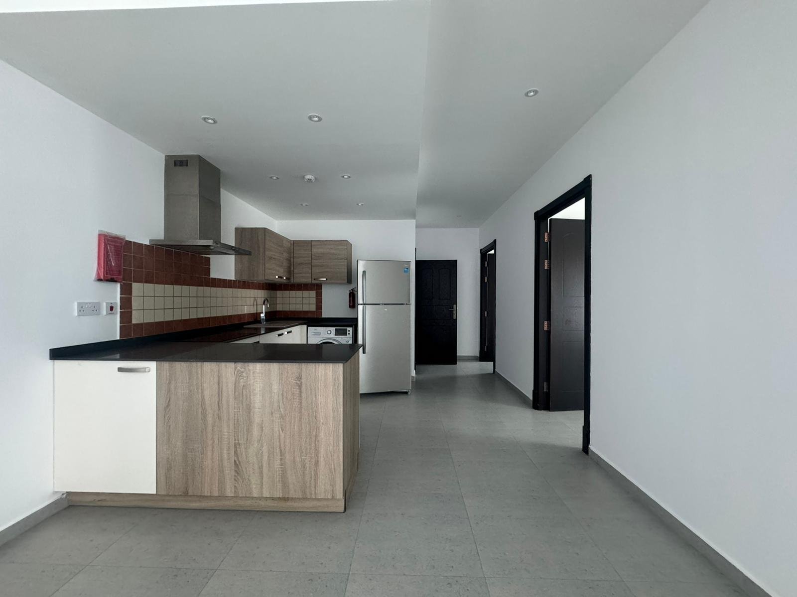 Spacious CityView 1-Bedroom Apartment In The Heart of Sanabis.