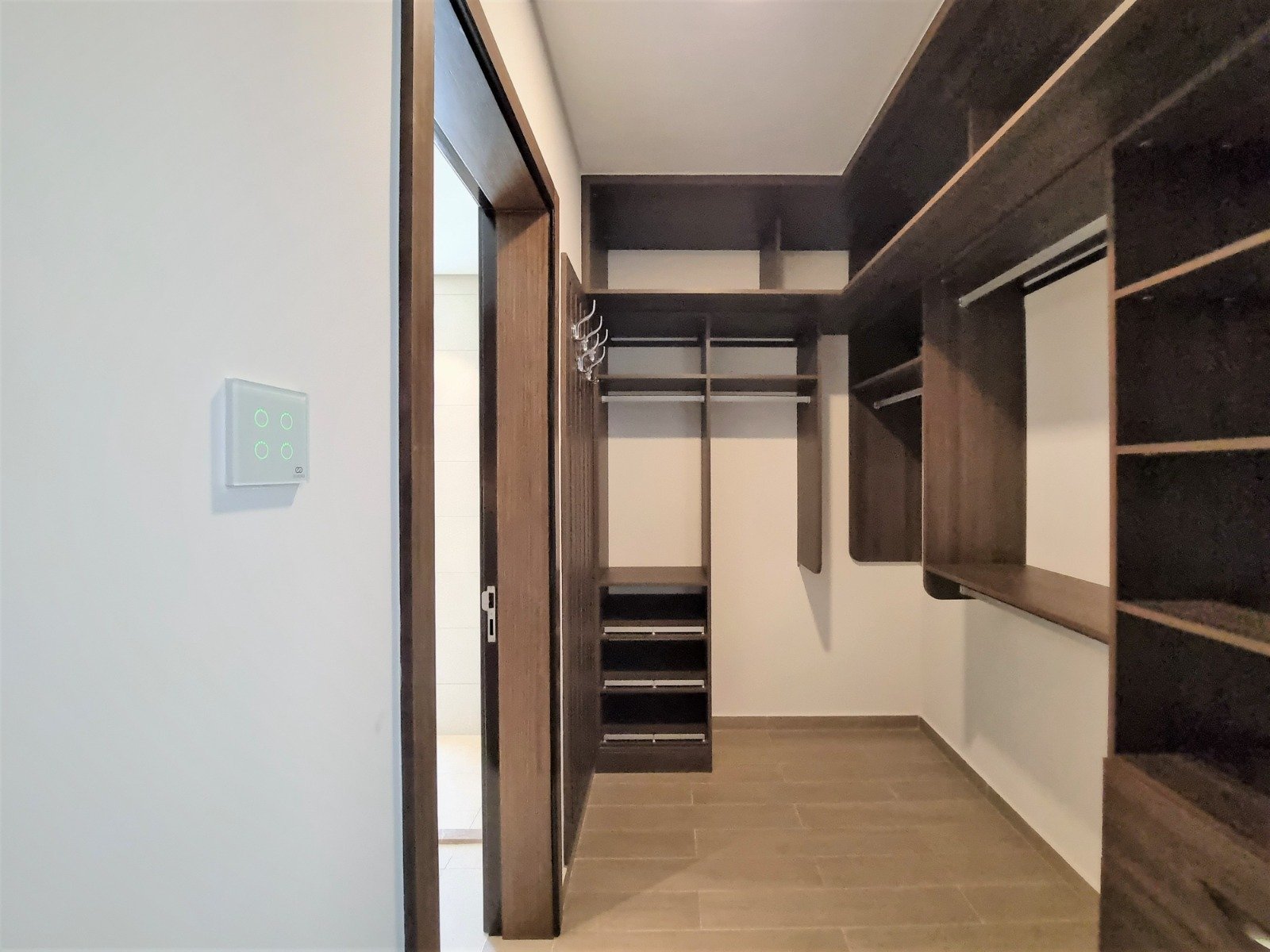Exclusive SeaView 2-Bedroom Apartment In The Center of Amwaj.