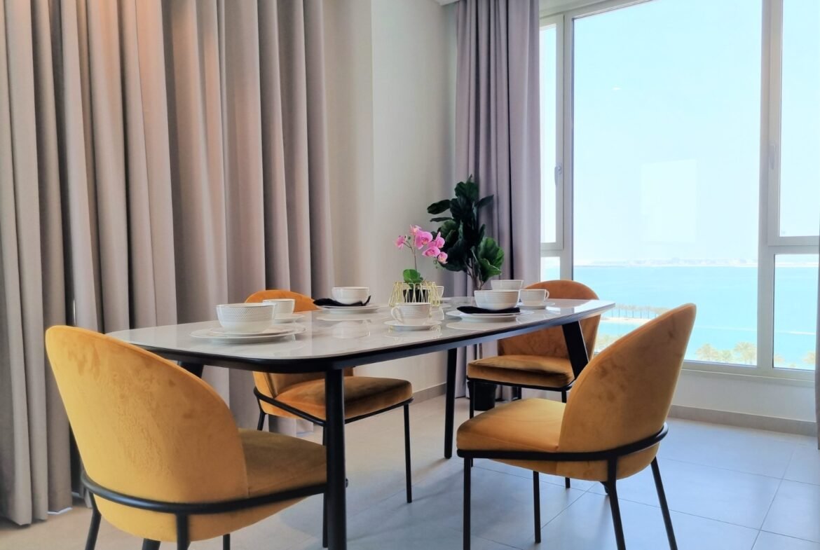 Exclusive SeaView 2-Bedroom Apartment In The Center of Amwaj.