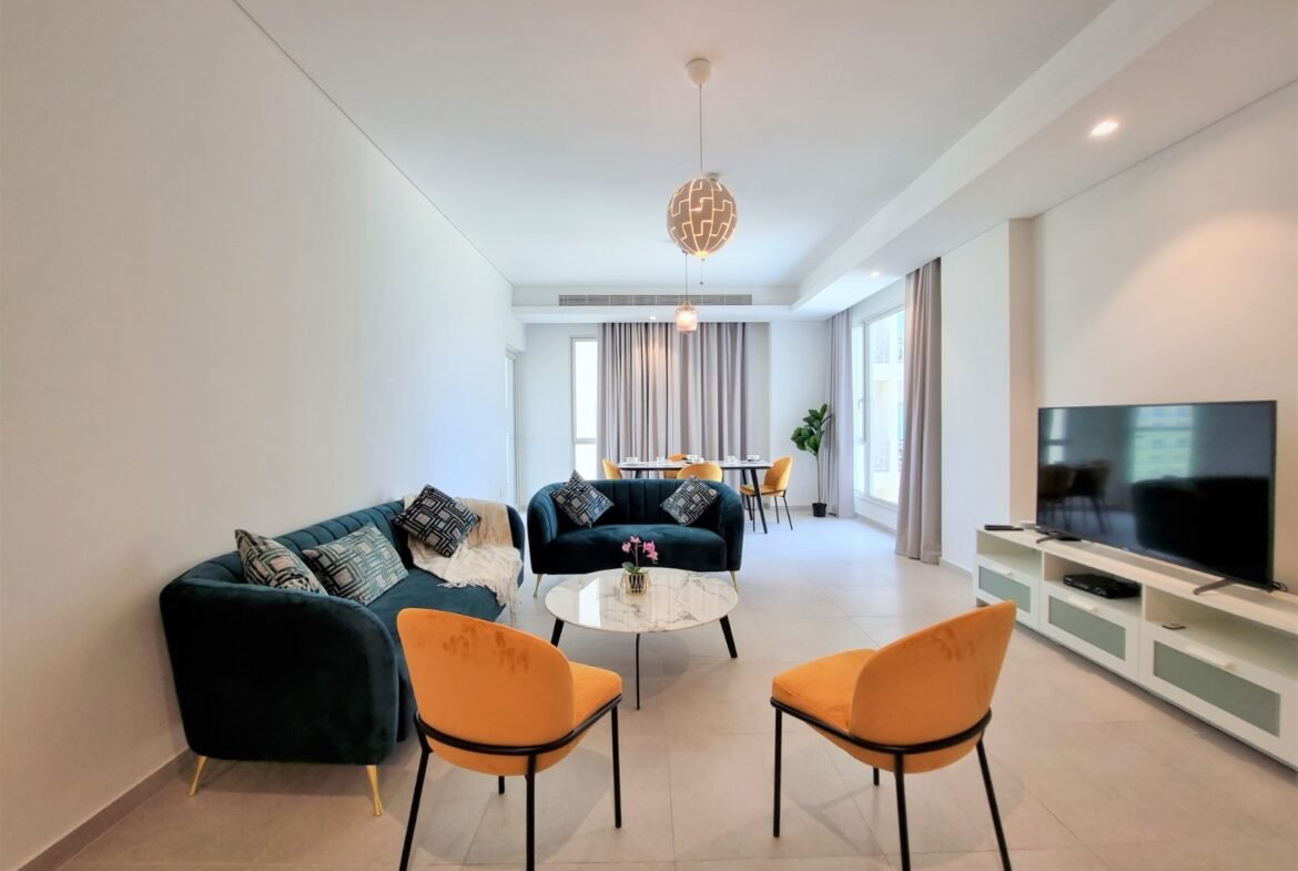 Exclusive SeaView 2-Bedroom Apartment In The Center of Amwaj.