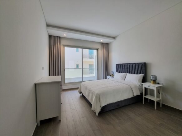 Exclusive SeaView 2-Bedroom Apartment In The Center of Amwaj.