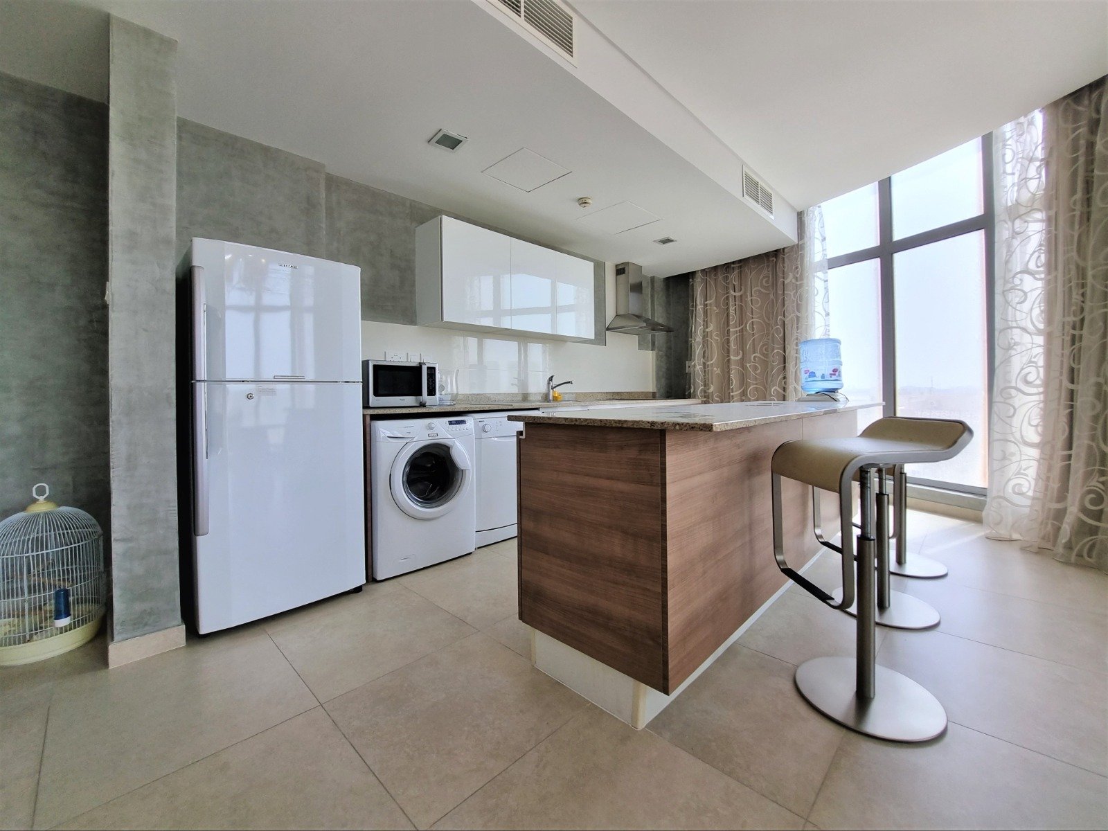 Exclusive Sea-View 1-Bedroom Apartment In The Heart of Amwaj.