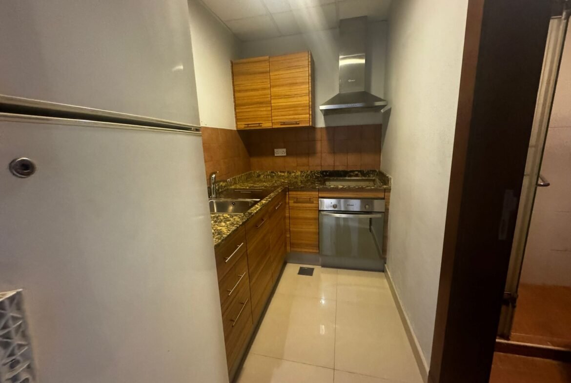 Luxury 1-Bedroom Apartment In The Center of Umm Al-Hassam.