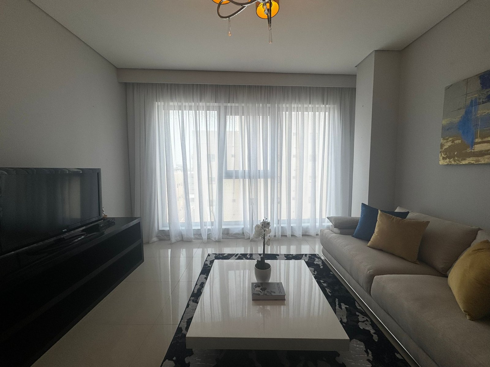 Luxury 1-Bedroom Apartment In The Center of Umm Al-Hassam.