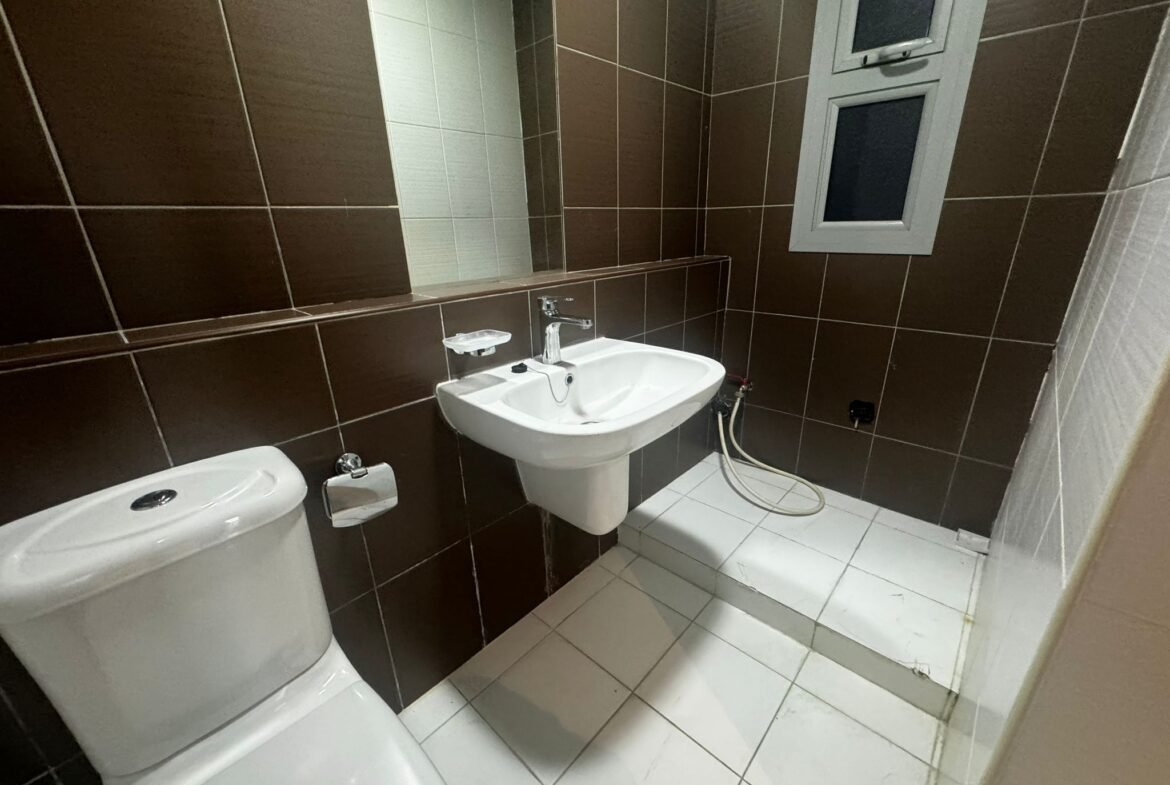 Exclusive 1-Bedroom Apartment In The Heart of Umm Al-Hassam.