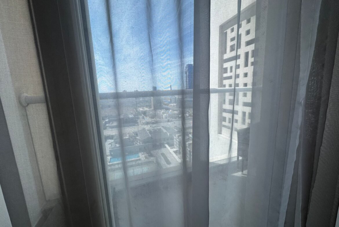 Luxury Spacious 1-Bedroom apartment in the center of Seef