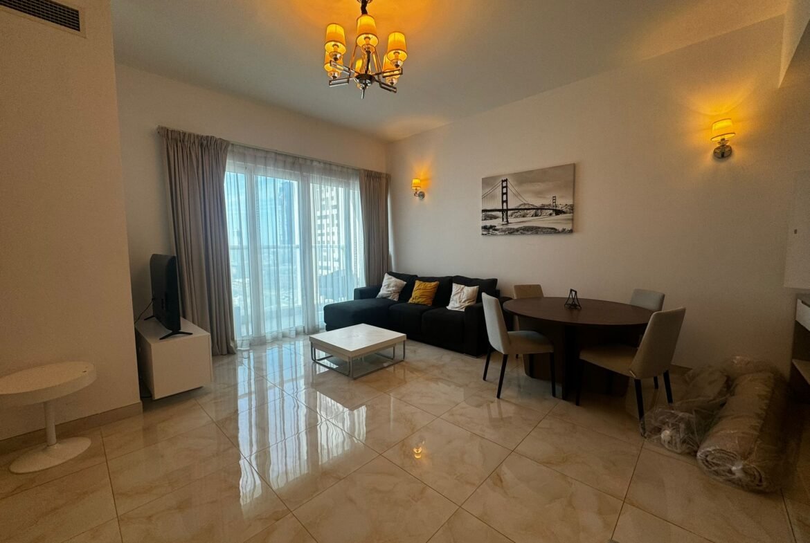 Luxury Spacious 1-Bedroom apartment in the center of Seef