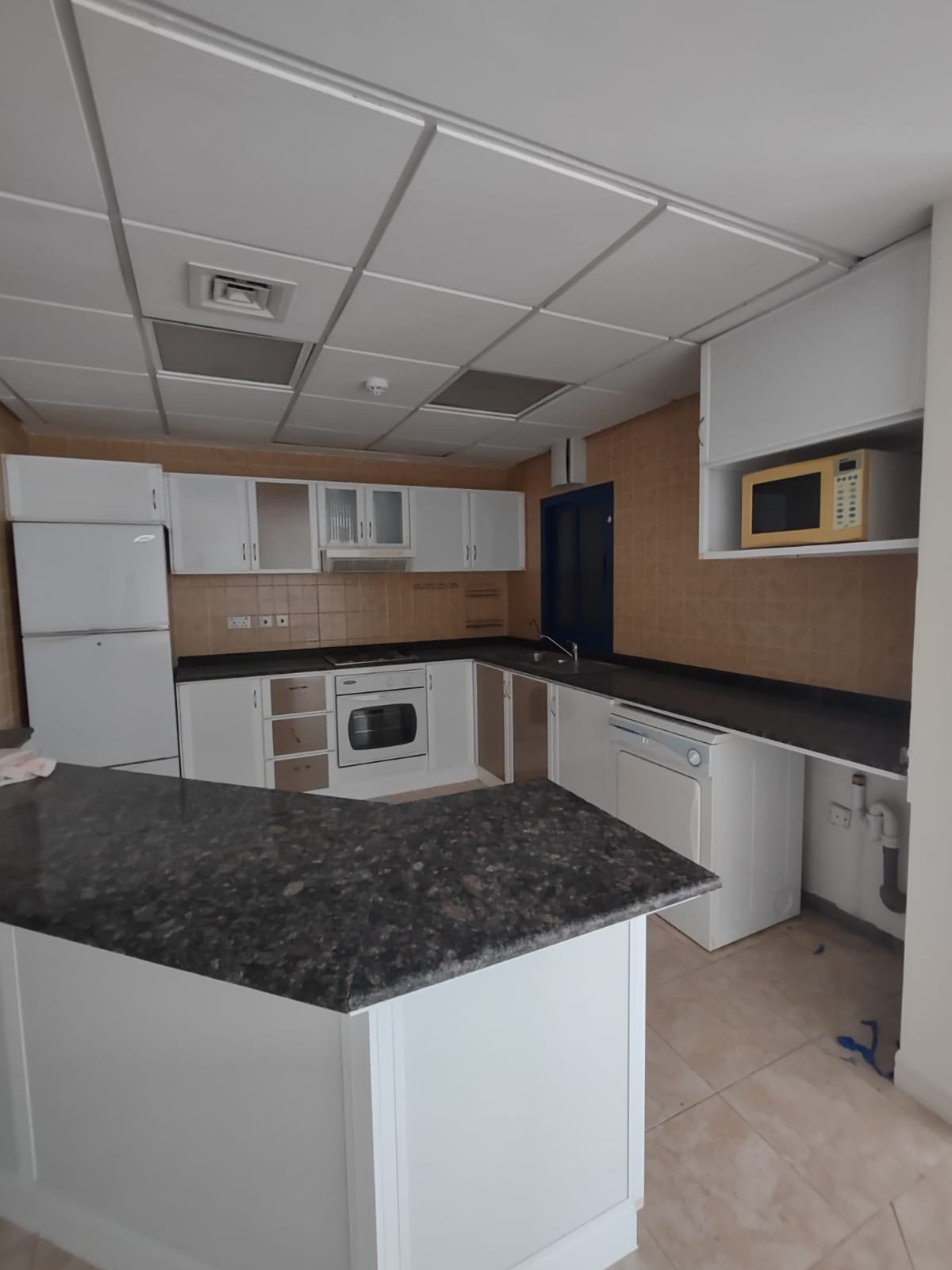 Exclusive Sea-View 1-BHK Apartment In The Downtown of Seef