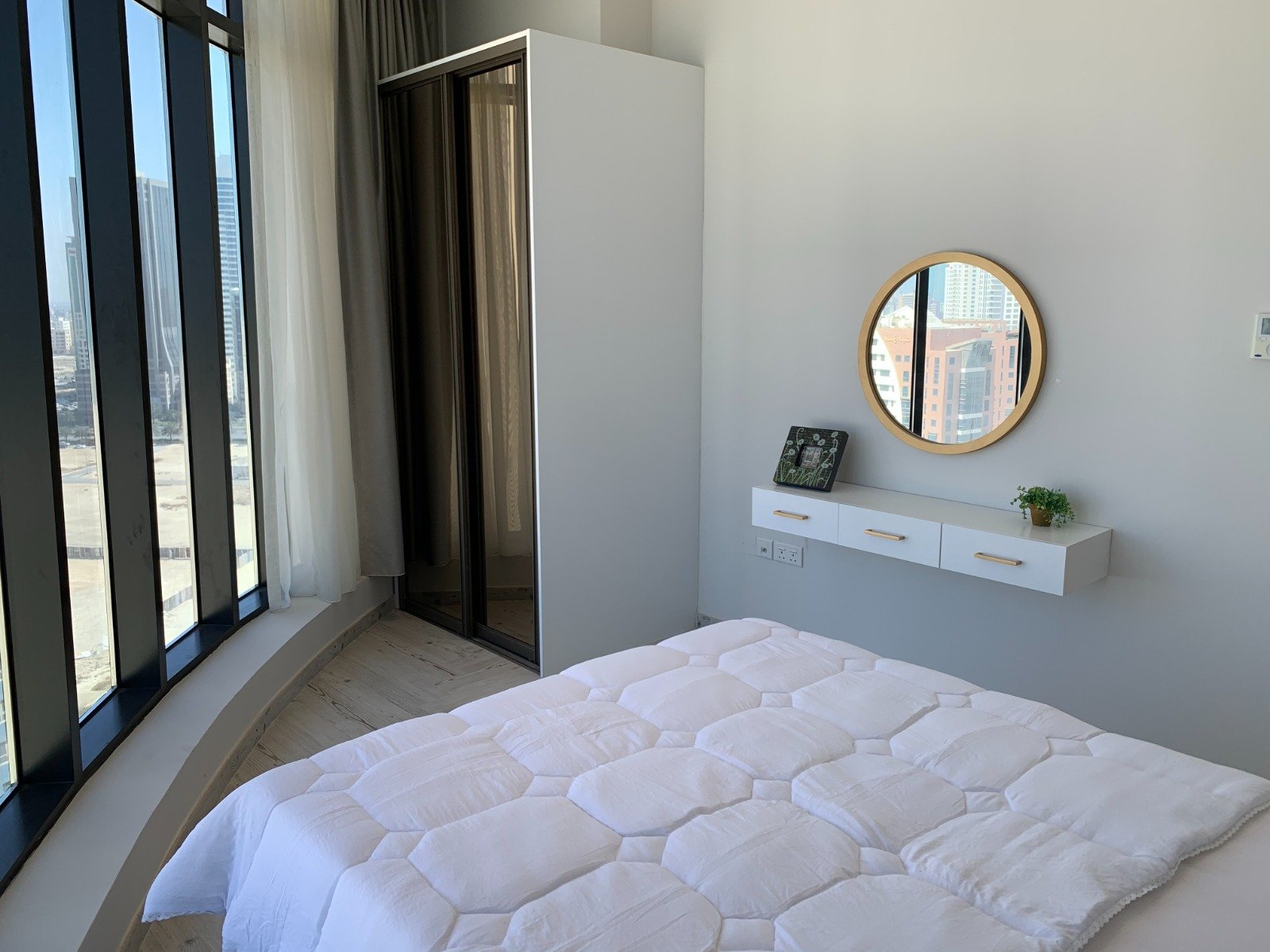 Exclusive Sea-View 2-Bedroom Apartment In The Downtown of Juffair.