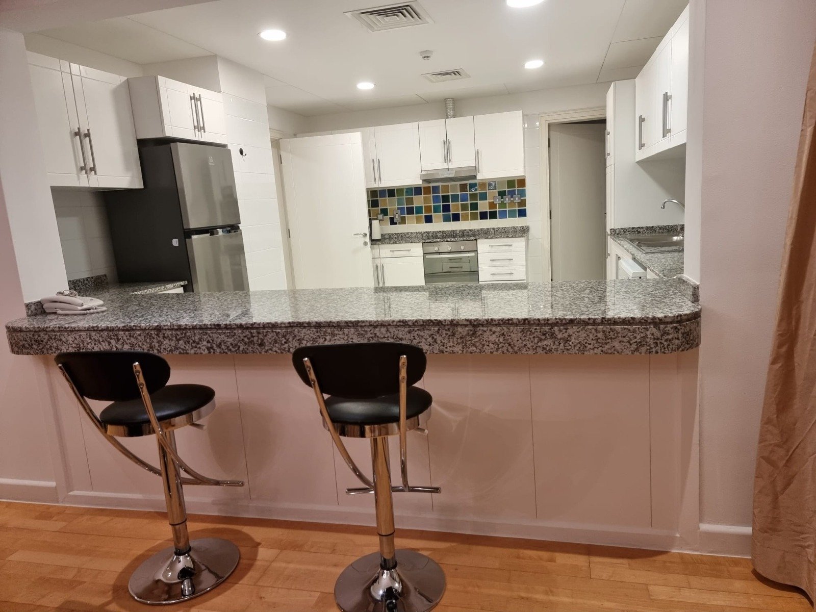 Luxury Sea-View 3-Bedroom Apartment in the City Center Of Seef