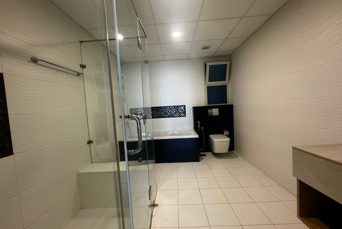Luxury 1-Bedroom Apartment In The Center Of Juffair.