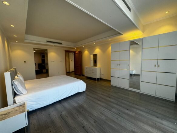 Luxury 1-Bedroom Apartment In The Center Of Juffair.