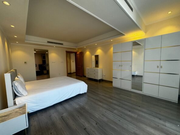 Luxury 1-Bedroom Apartment In The Center Of Juffair.