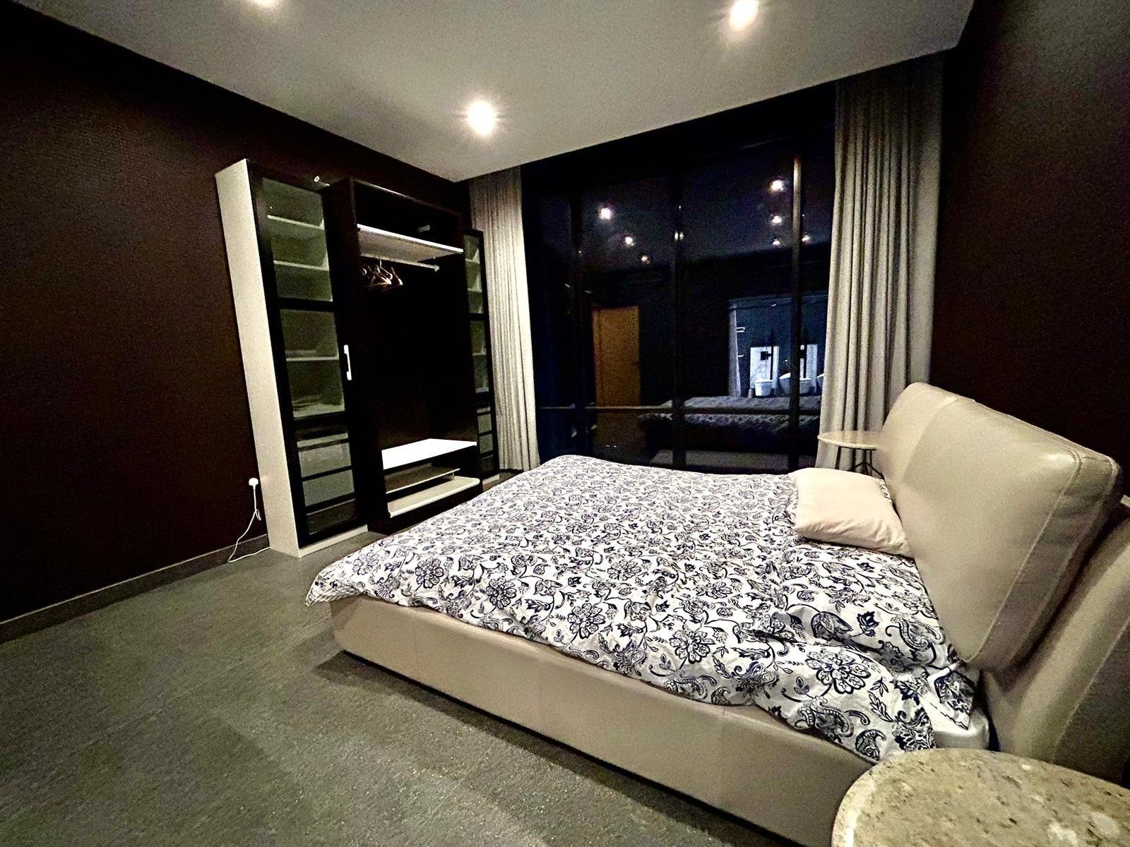 Luxury Sea-View 1-Bedroom Apartment In The Center of Seef