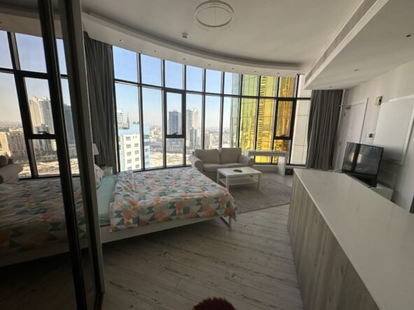 Exclusive Sea-View 2-Bedroom Studio In The Downtown Seef.