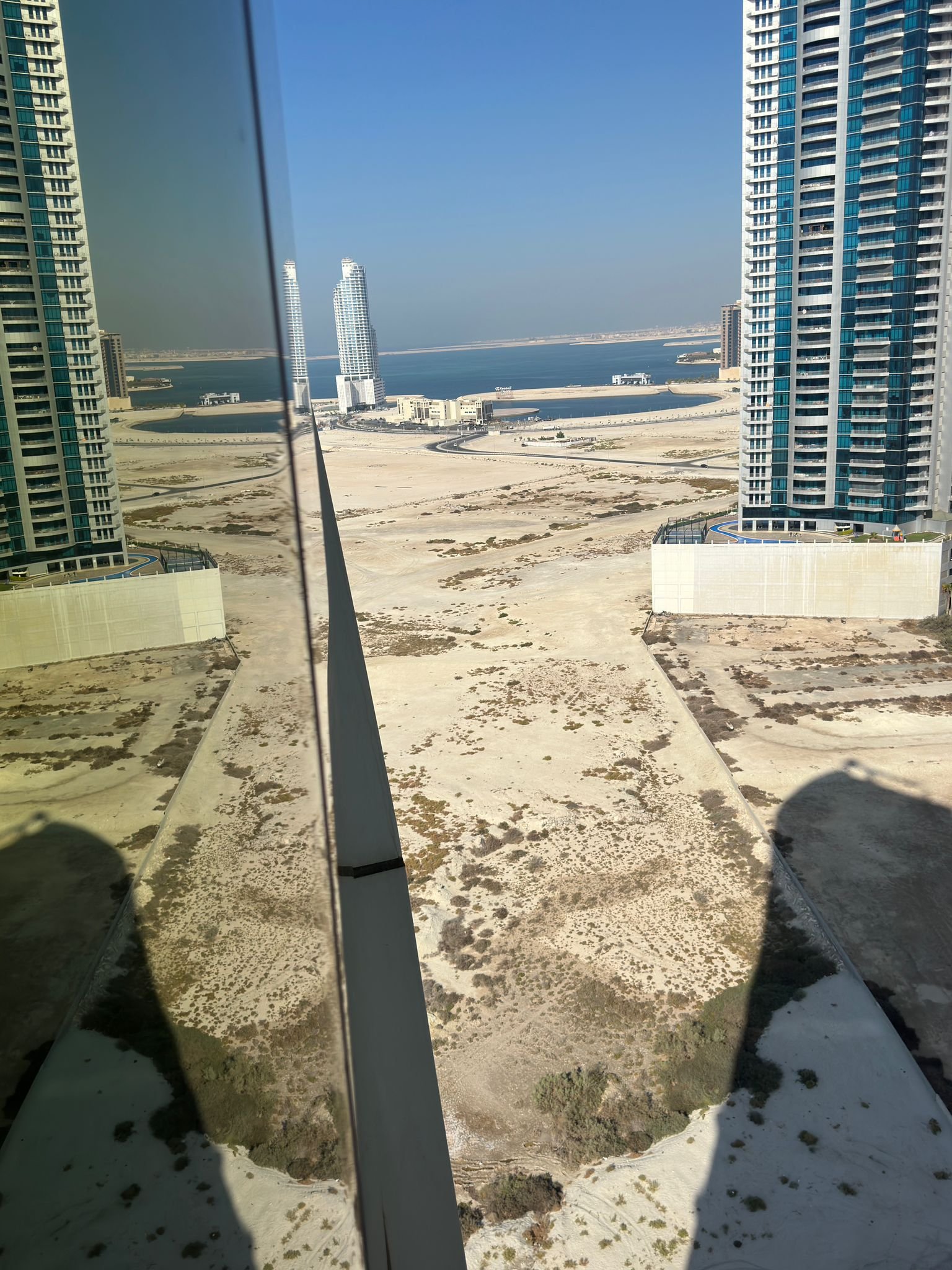Exclusive Sea-View 2-Bedroom Studio In The Downtown Seef.