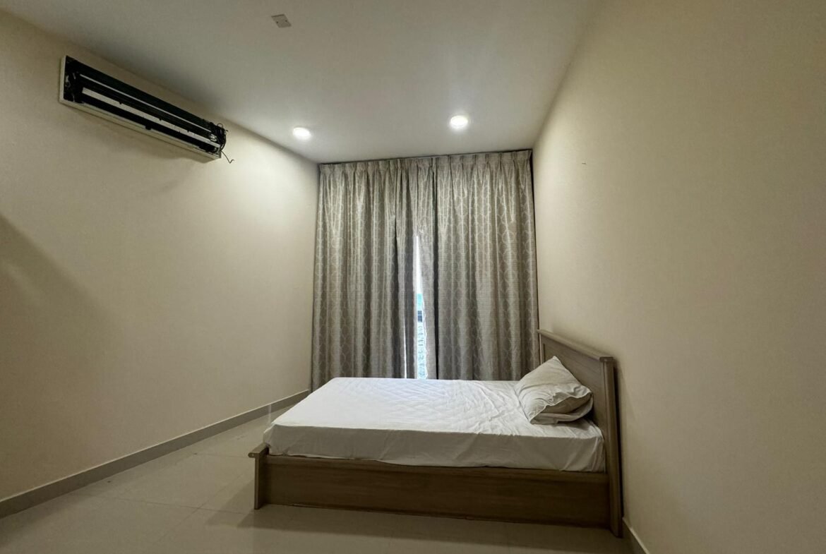 Sea-View Luxury 2-Bedroom Studio In The Downtown of Seef.