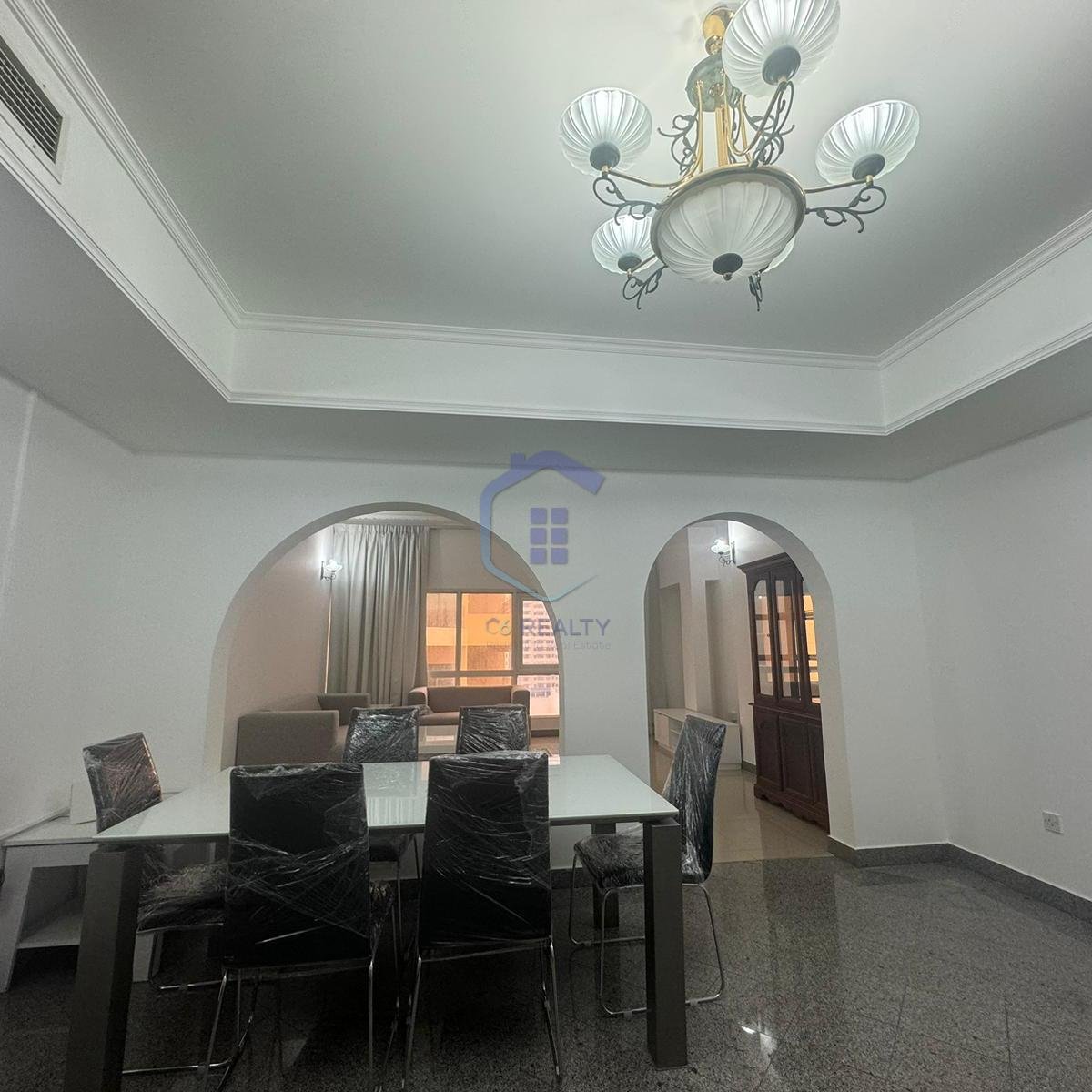 Modern 2-Bedroom Apartment For Rent in The Center Of Juffair