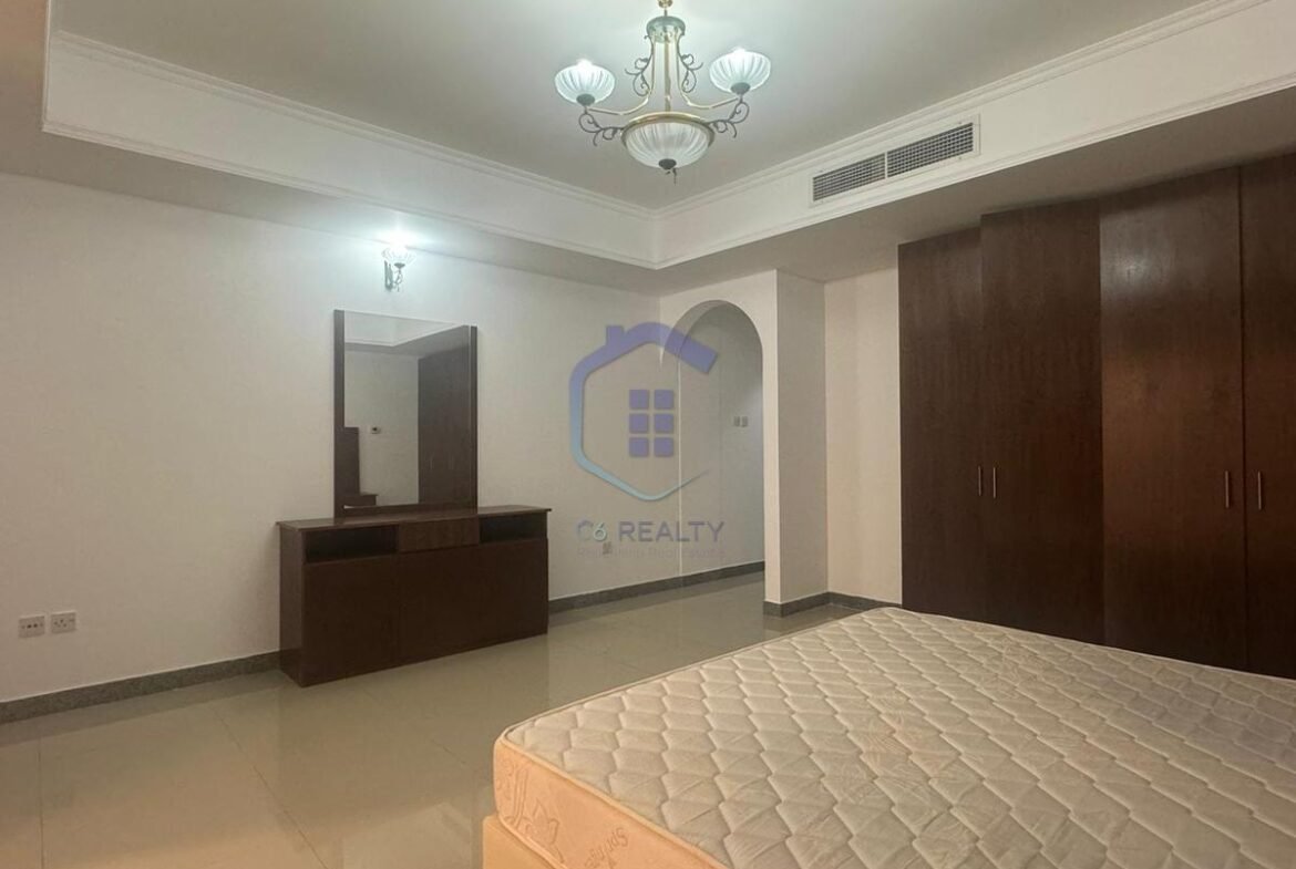 Modern 2-Bedroom Apartment For Rent in The Center Of Juffair