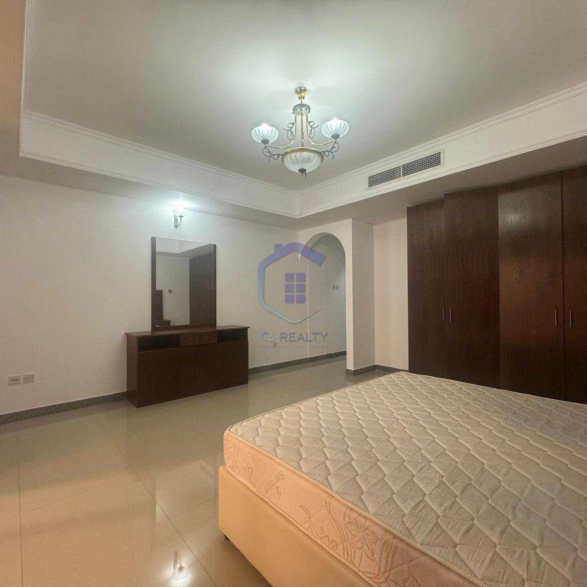 Modern 2-Bedroom Apartment For Rent in The Center Of Juffair