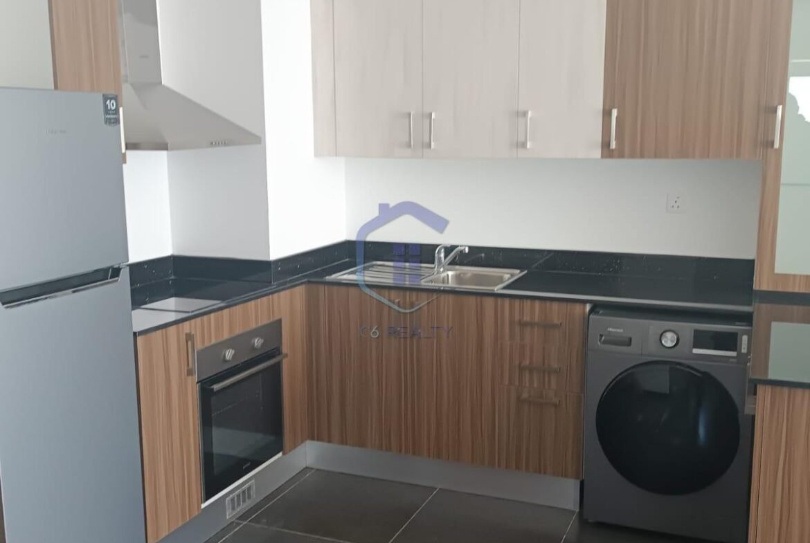 Exclusive 2-Bedroom Apartment For Rent in The Center Of Janabiya