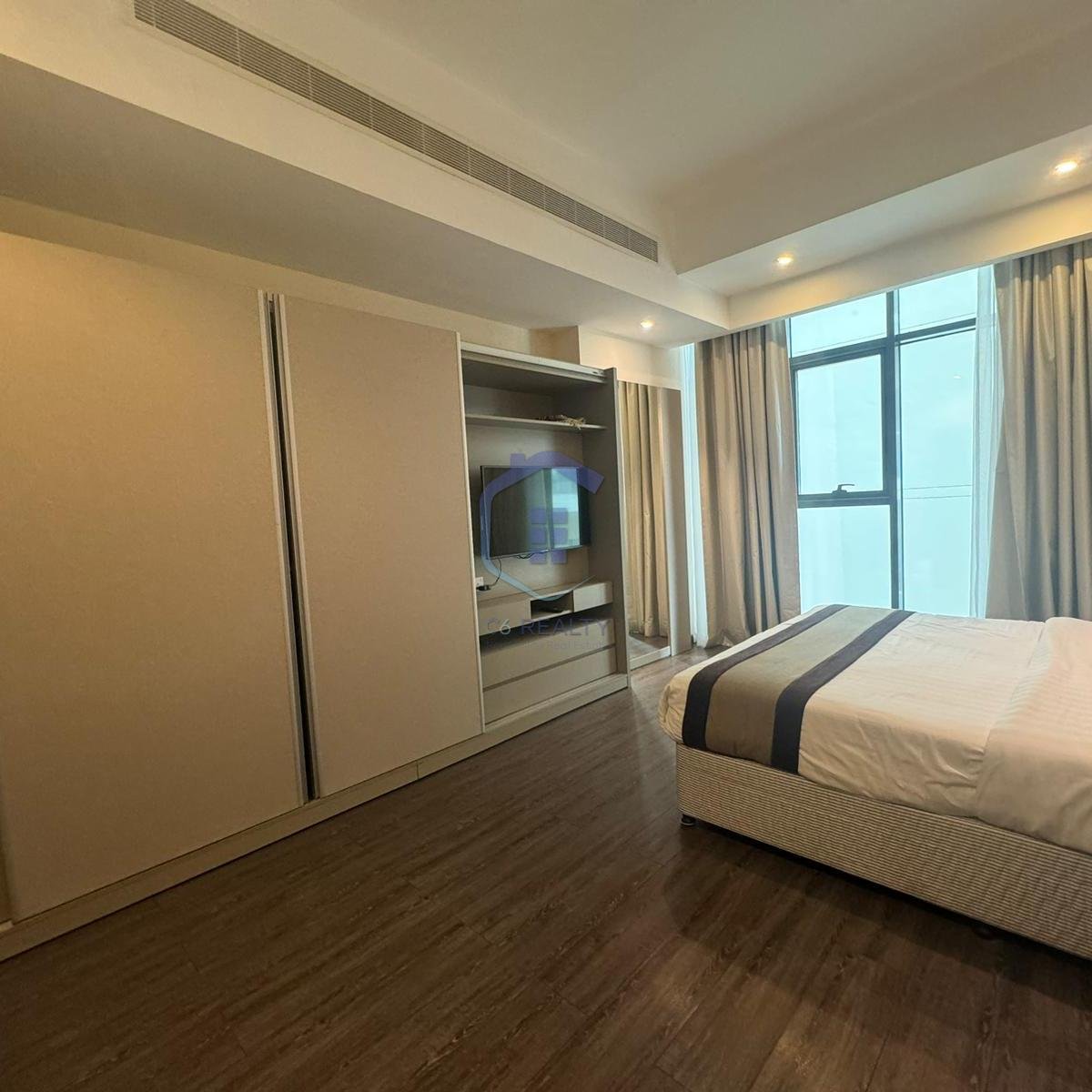 Luxury 2-Bedroom Apartment For Rent in The Center Of Juffair