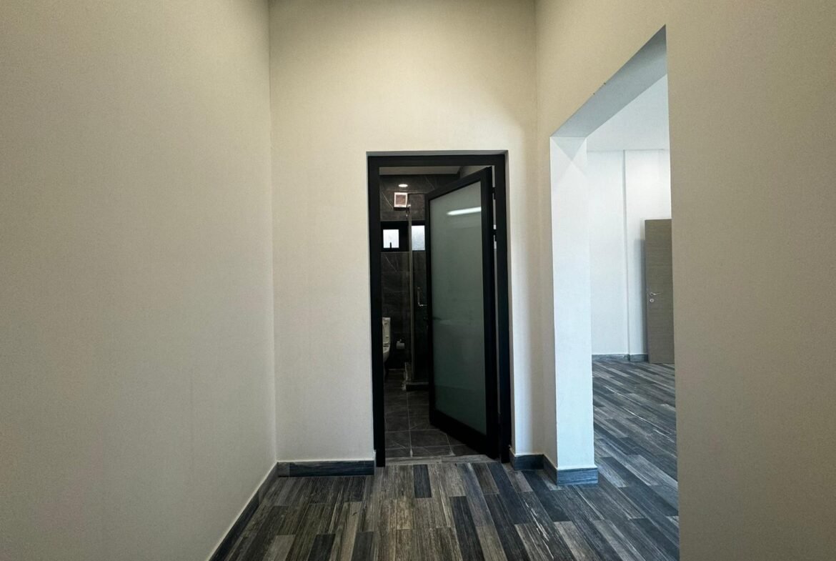 CityView Affordable 2-Bedroom Apartment In The Center of Zinj.