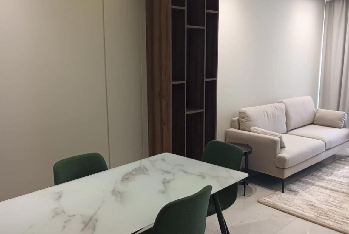 Luxury SeaView 2-Bedroom Apartment In The Center of Amwaj.